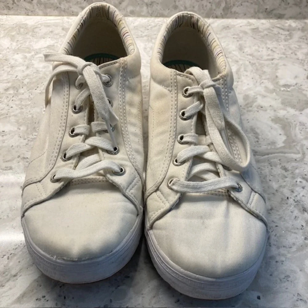 Keds Champion Women's  Lace Up Cream Shoes 8.5